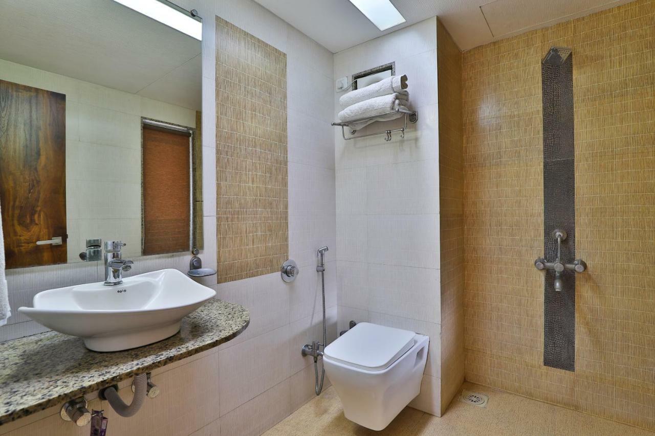 Palette - Hotel Ocean Inn دامان المظهر الخارجي الصورة