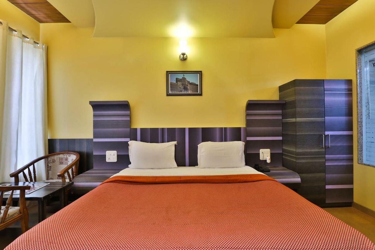 Palette - Hotel Ocean Inn دامان المظهر الخارجي الصورة