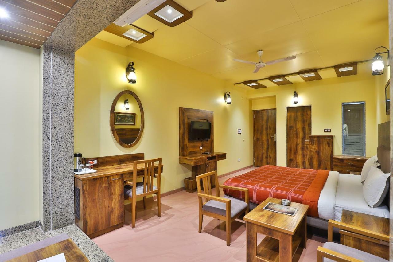 Palette - Hotel Ocean Inn دامان المظهر الخارجي الصورة